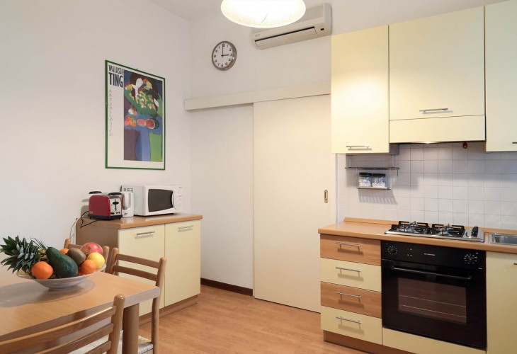 appartamento-isabella-cucina-dormire-a-padova-centro-padovaresidence