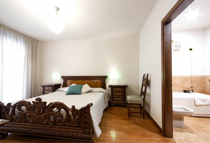 appartamento-palazzo-della-ragione-appartamento-affitto-a-padova-centro-storico-camera-matrimoniale-padovaresidence