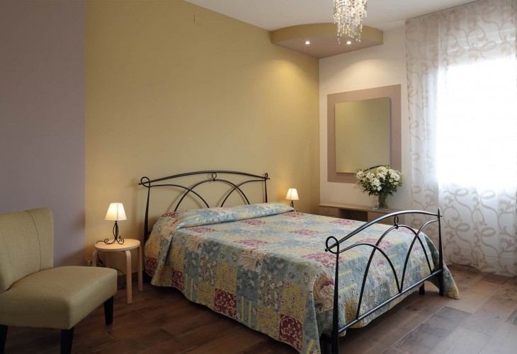 tortora-apartments-padovaresidence-apartments-for-rent-in-the-history-center-of-padua-bedroom-photo