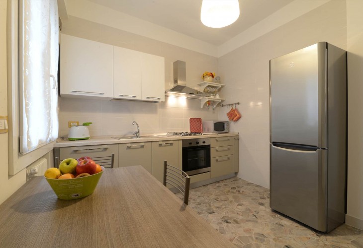 tortora-apartments-padovaresidence-apartments-for-rent-in-the-history-center-of-padua-kitchen-area